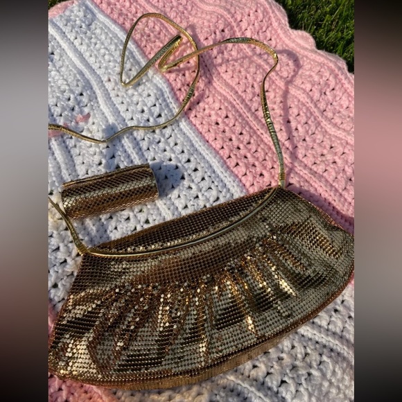 Whiting and Davis Gold Shoulder Bag or Clutch - Picture 1 of 6